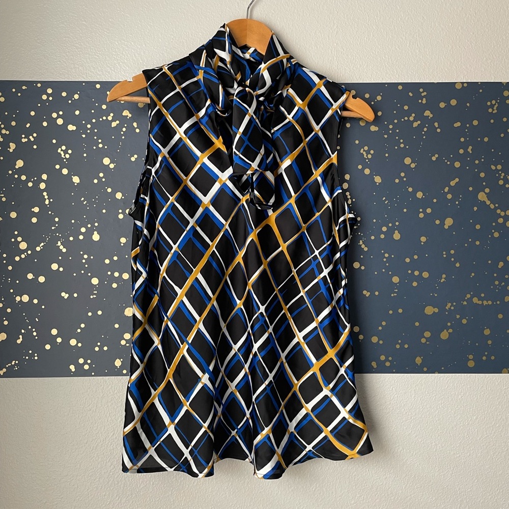 Nine West sleeveless blouse with neck tie